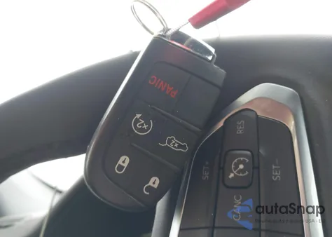 2023 Jeep Compass Latitude Lux Fwd from USA, damaged, VIN 3C4NJDFN6PT571535